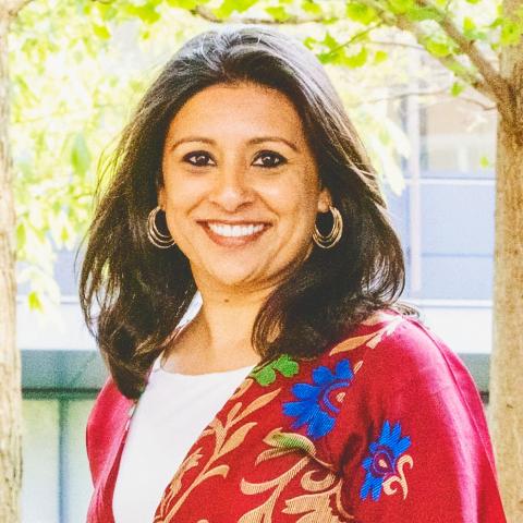 Headshot of Fatema Gunja Sumar ’01