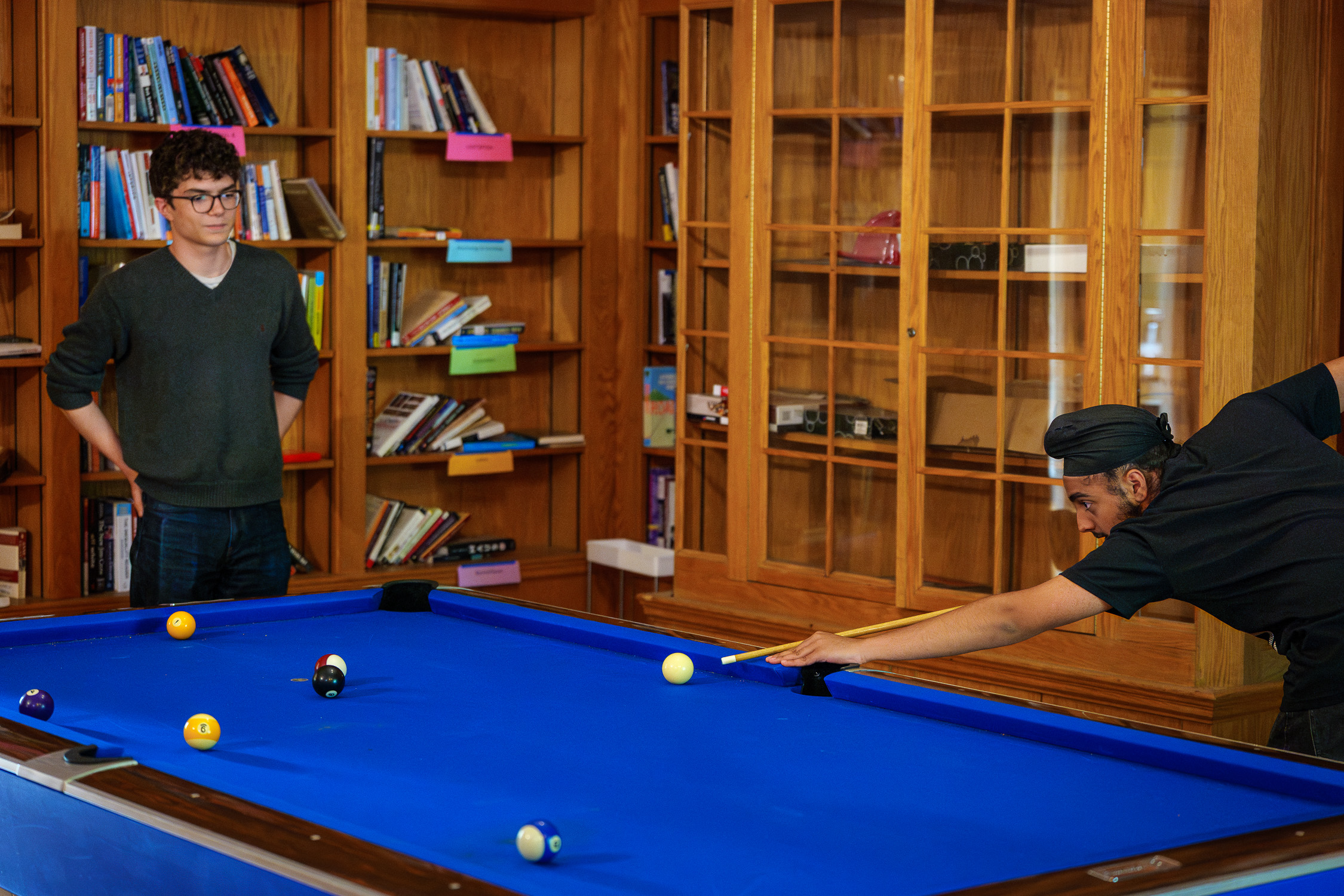 Students play pool at EEC