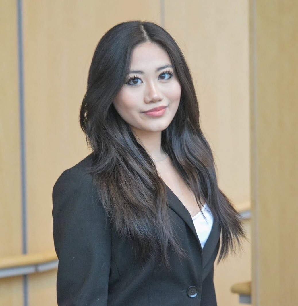 Suri Wang