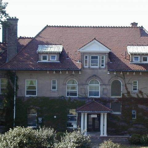 Exterior of the 660 Stewart Avenue cooperative house