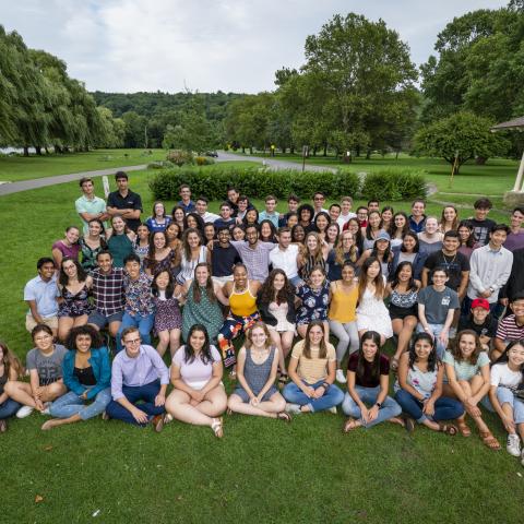 Pre Orientation Service Trip group shot in front of Stewart Park Pavilion