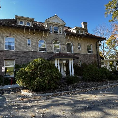An outstide exterior photo of the 660 Stewart Avenue co-op. 
