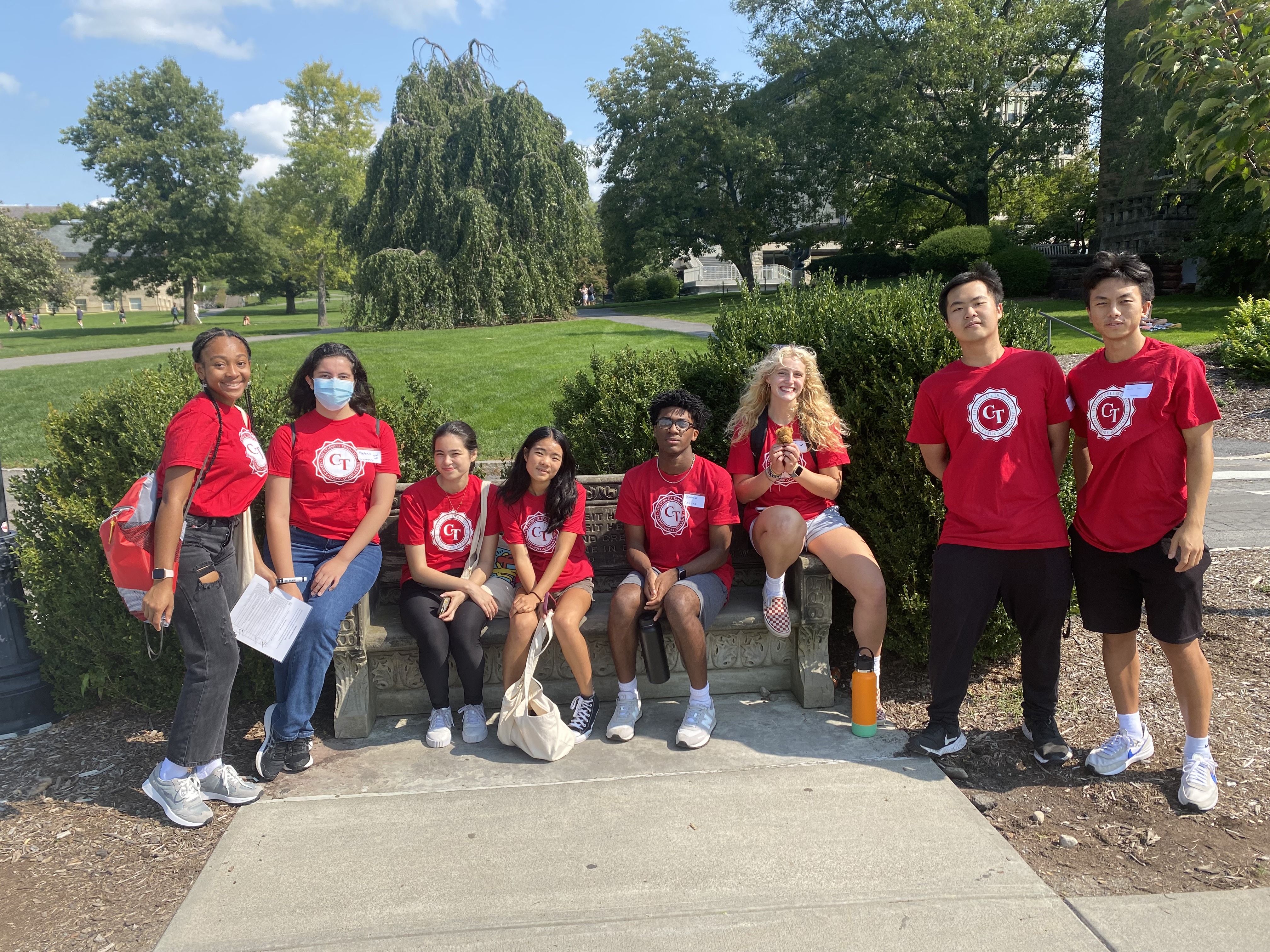 Cornell Tradition students completing the CTLC Scavenger Hunt