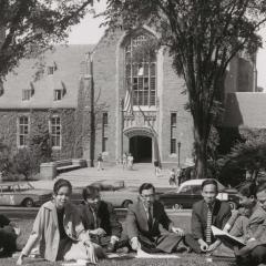 Students outside of Willard Straight Hall